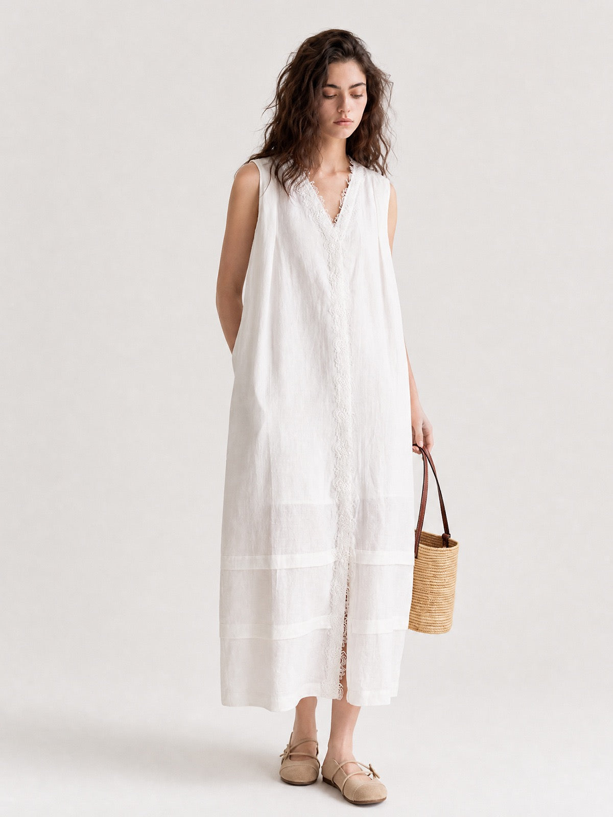 Wind | Lace-Trimmed Linen Midi Dress