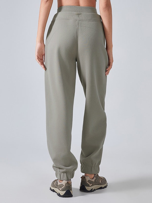 Relaxed Fit Lounge active pants | Vanta Relaxed